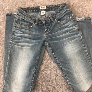 Super cute Mudd Jeans RN 73277 even cutie on